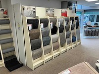 Wandstelling met tapijt en vinyl samples - afbeelding 5 van  7