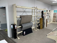 Wandstelling voor vloerbedekkingrollen (3x) - afbeelding 1 van  7