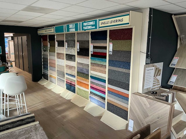 Wandstelling - afbeelding 1 van  12