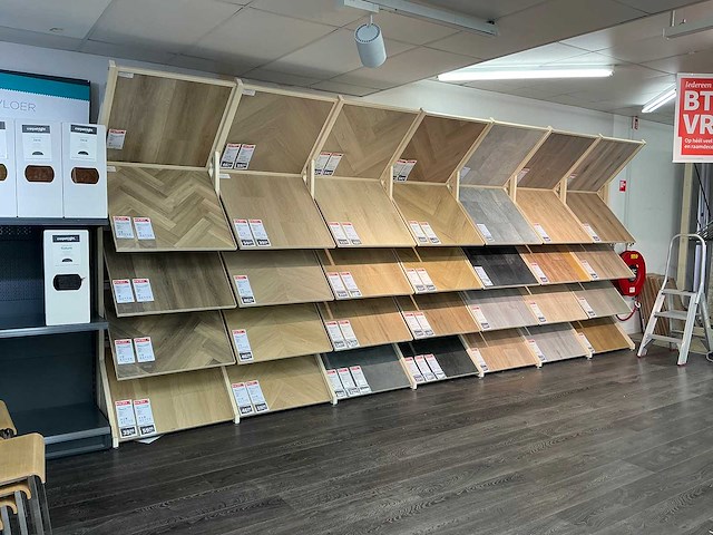 Wandstelling - afbeelding 1 van  5