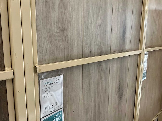 Wandstelling - afbeelding 6 van  8