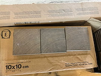 Wandtegel 10x10 cm ca. 0,7 m² (74x) - afbeelding 1 van  2