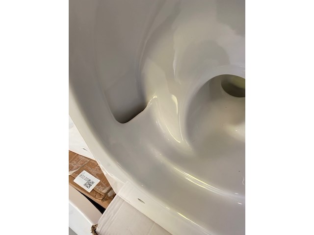 Wandtoilet, geberit, glans wit - afbeelding 2 van  4