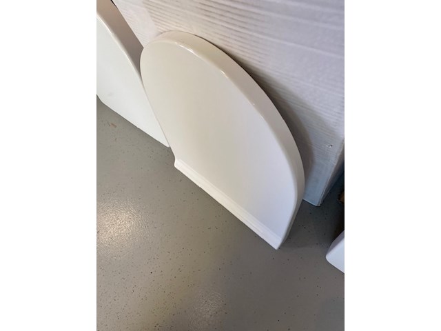 Wandtoilet, geberit, glans wit - afbeelding 4 van  4