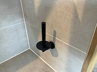 Wandtoiletborstel, reserverolhouder & toiletrolhouder - afbeelding 3 van  6