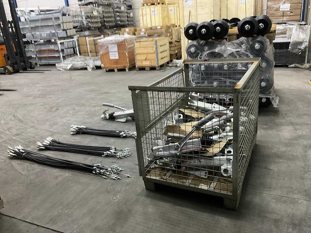 Wap tridem aanhangwagen onderdelen en accessoires (130x) - afbeelding 8 van  14