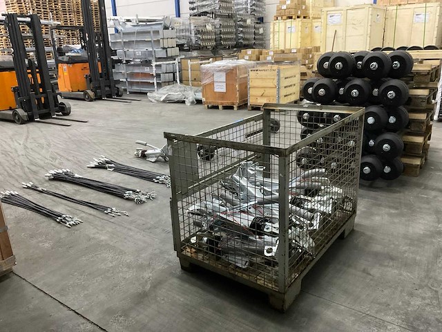 Wap tridem aanhangwagen onderdelen en accessoires (130x) - afbeelding 11 van  17