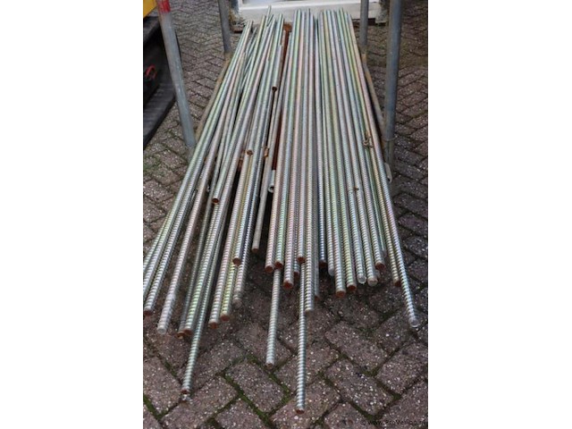 Wapeningstaven - afbeelding 1 van  5