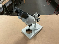Ward’s microscope - afbeelding 1 van  6