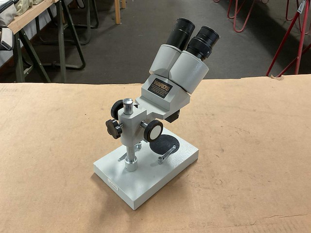 Ward’s microscope - afbeelding 3 van  5