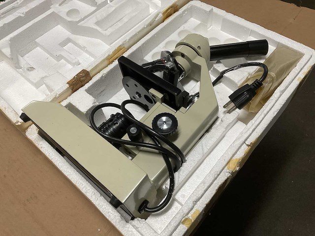 Ward’s microscope - afbeelding 7 van  10