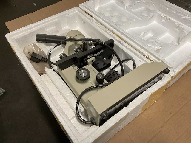 Ward’s microscope - afbeelding 10 van  10