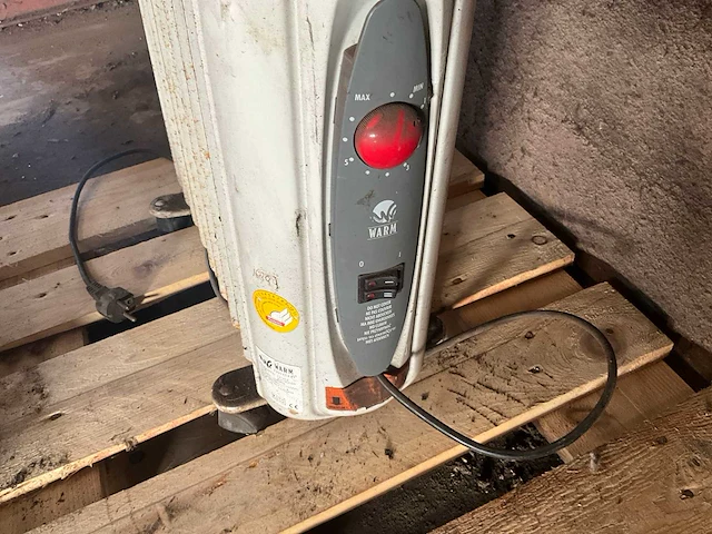 Warm - verrijdbare elektrische olieradiator - werkplaatskachel - elektrische kachel - afbeelding 4 van  6