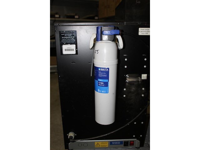 Warmedrankenautomaat spengler type psl-es2-50 met wateronthardener. - afbeelding 5 van  5