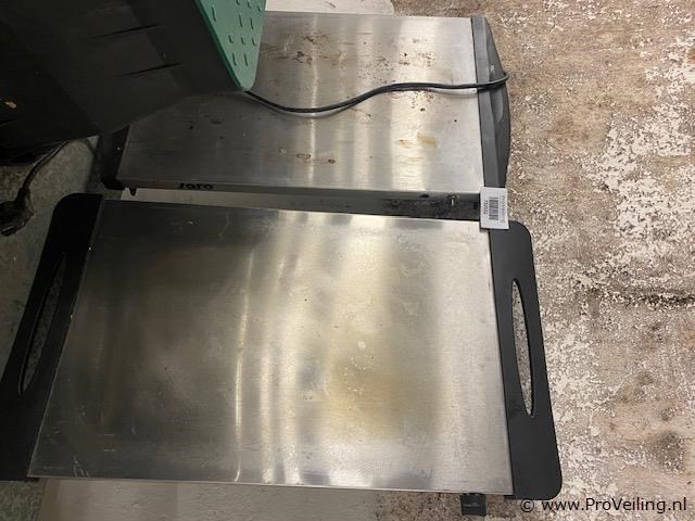 Warmhoudplaat 230 volt ( niet getest) - 2 stuks - afbeelding 1 van  1