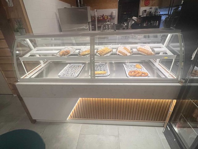 Warmhoudvitrine 2,4m - afbeelding 3 van  6