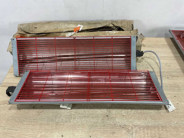 Warmte lampen (4x) - afbeelding 2 van  6