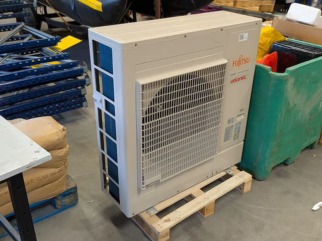 Warmtepomp- of airconditioningsbuitenunit, atlantic / fujitsu, woya100klt - afbeelding 2 van  5