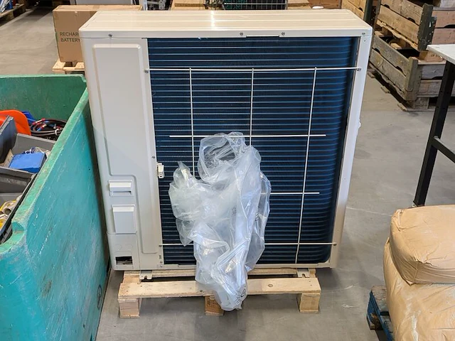 Warmtepomp- of airconditioningsbuitenunit, atlantic / fujitsu, woya100klt - afbeelding 4 van  5