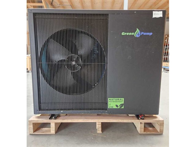Warmtepomp 12kw - 3 fase incl. trillingsdempers, greenpump, propaan, antraciet - afbeelding 1 van  3