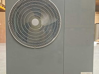 Warmtepomp 8kw co2 - 1 fase. let op: foto is demo. artikel zit nieuw in krat, co2, antraciet - afbeelding 2 van  2