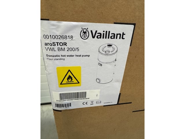 Warmtepomp boiler vaillant, arostor vwl bm 200/5 - afbeelding 2 van  4
