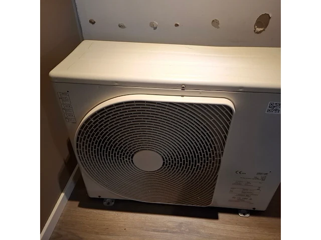 Warmtepomp buitenunit remeha, elga ace awhpt-6-mr, bouwjaar 2023 - afbeelding 4 van  7