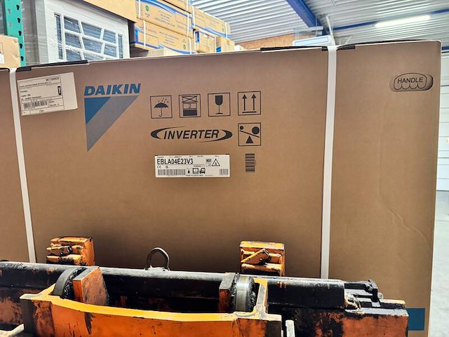 Warmtepomp monobloc, daikin, ebla04e23v3, wit - afbeelding 3 van  4