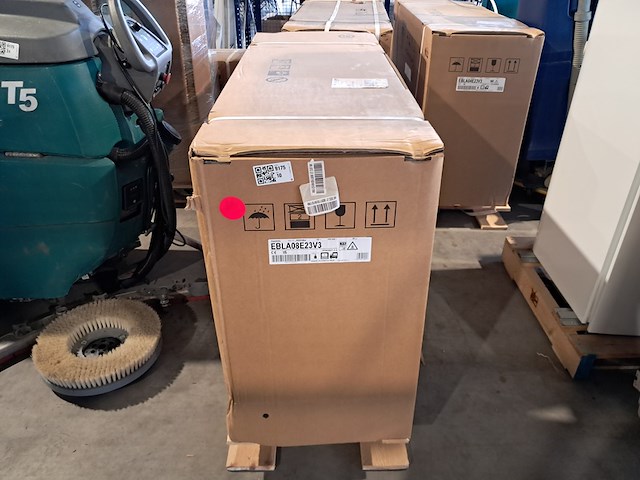 Warmtepomp monobloc, daikin, ebla08e23v3, wit - afbeelding 3 van  3