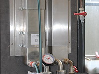 Warmtewisselaar nn. let op: kavel is onderdeel van combinatiekavel k001. onderdeel van combinatiekavel complete mini brouwerijopstelling bestaande uit brouwhuis, 8 gistingstanks (deels gevuld), bottellijn, pompen, warmtewisselaar, natte lijn etiketteermachine en chiller - afbeelding 2 van  3