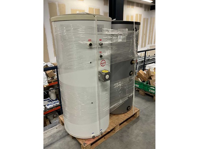 Warmwaterboiler en boilervat - afbeelding 2 van  4