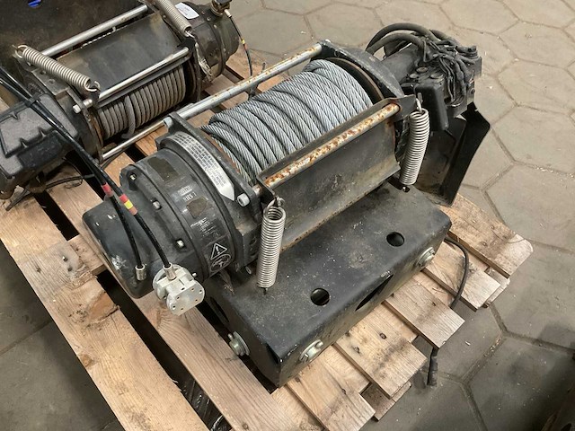 Warn series 12 kabellier - afbeelding 1 van  4