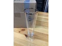 Warsteiner - 0.3l - beerglass on food (72x) - afbeelding 3 van  5