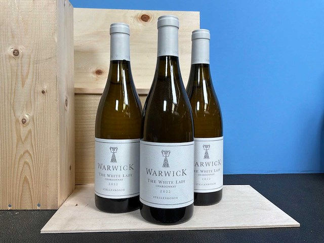 Warwick stellenbosch the white lady chardonnay witte wijn 2022 (3x) - afbeelding 1 van  3