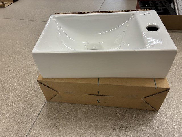 Wasbak geberit met afmeting 40 x 23 x 11 cm. - afbeelding 3 van  3