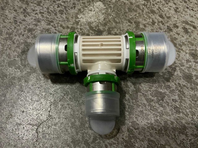 Wasco ppsu t-stuk (160x) - afbeelding 1 van  3
