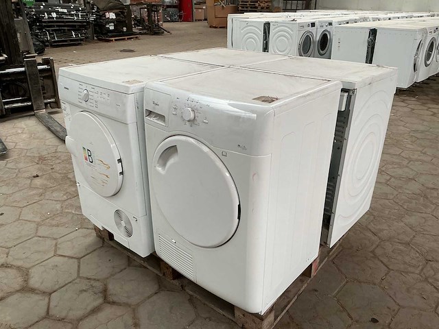 Wasdroger 2x siemens 1x whirlpool 1x bosch (4x) - afbeelding 1 van  8