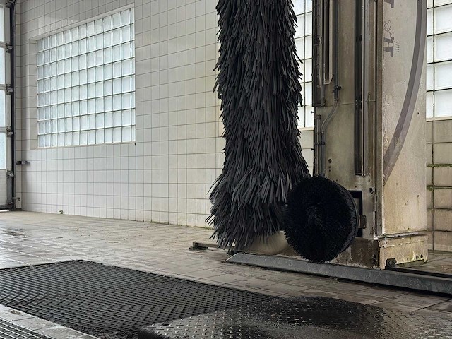 Washtec - cn10 carwash - afbeelding 17 van  19