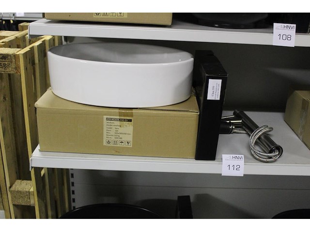 Waskom atm nederland wit type varo afm. 505 x 305 x 140 mm met wastafelkraan type clou 350 - afbeelding 1 van  3