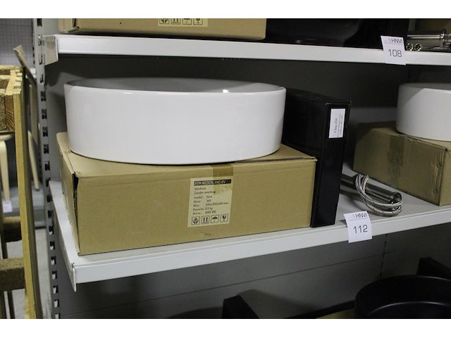 Waskom atm nederland wit type varo afm. 505 x 305 x 140 mm met wastafelkraan type clou 350 - afbeelding 2 van  3