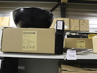 Waskom atm nederland zwart type terra afm. 400 x 400 x 155 mm met wastafelkraan type calipso 210 - afbeelding 1 van  3