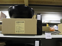 Waskom atm nederland zwart type terra afm. 400 x 400 x 155 mm met wastafelkraan type calipso 210 - afbeelding 1 van  3