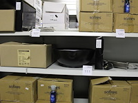 Waskom atm nederland zwart type terra afm. 400 x 400 x 155 mm met wastafelkraan type calipso 210 - afbeelding 1 van  4