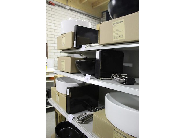 Waskom atm nederland zwart type terra afm. 400 x 400 x 155 mm met wastafelkraan type moza 71 - afbeelding 2 van  4