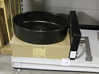 Waskom atm nederland zwart type varo afm. 505 x 305 x 140 mm met wastafelkraan type clou 255 - afbeelding 1 van  3