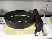 Waskom atm nederland zwart type varo afm. 505 x 305 x 140 mm met wastafelkraan type clou 255 - afbeelding 1 van  4