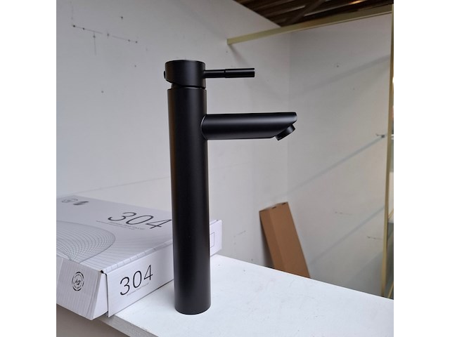 Waskomkraan 304, mat zwart - afbeelding 1 van  3