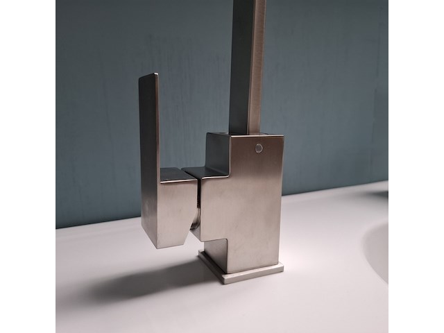 Waskomkraan, hoog model, rvs geborsteld - afbeelding 1 van  6