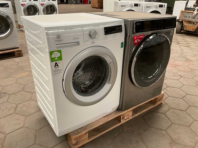 Wasmachine 1x lg 1x electrolux (2x) - afbeelding 2 van  4