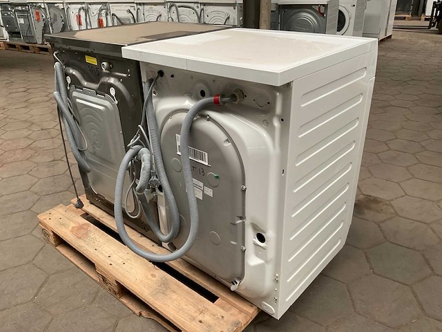 Wasmachine 1x lg 1x electrolux (2x) - afbeelding 3 van  4